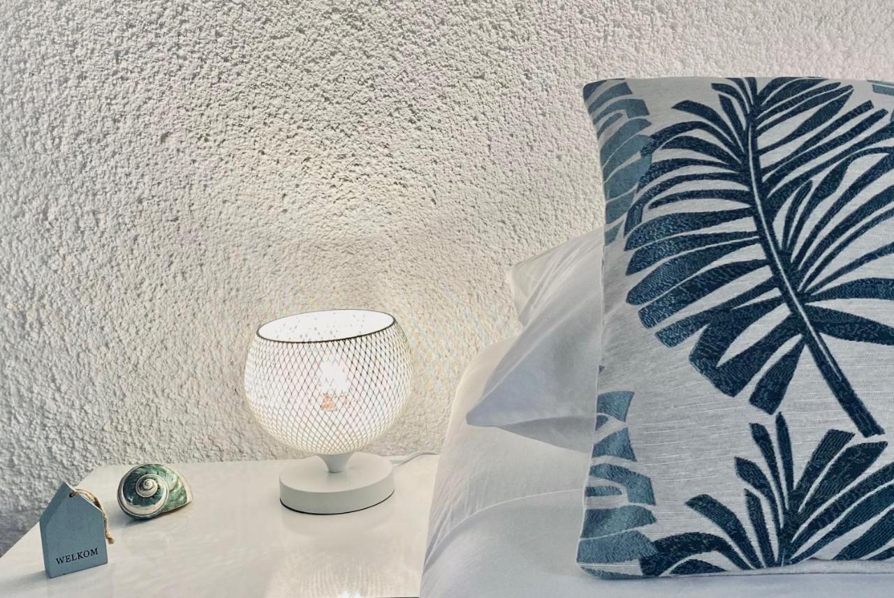 Historic Building The Palm Backyard Studio-Apartment Willemstad, Curacao Feel Home Away From Home المظهر الخارجي الصورة